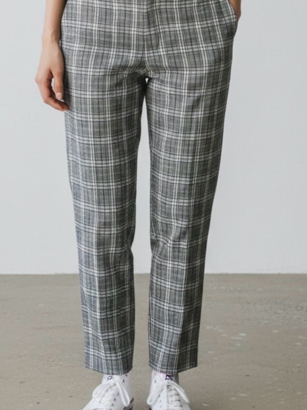 Hollister Black & White Plaid Button-Down Shirt